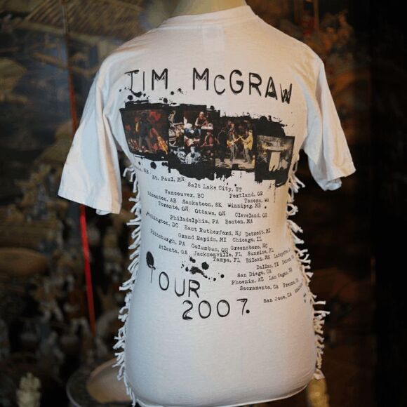Small Tim Mcgraw Let It Go 2007 Tour Custom Cut Up White Band Tee Tshirt - Picture 3 of 4